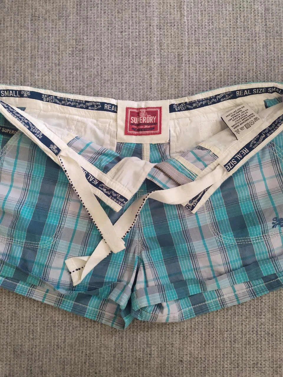 Superdry Short en Coton à Carreaux pour Femme M Turquoise Blue Y2K – photo 14